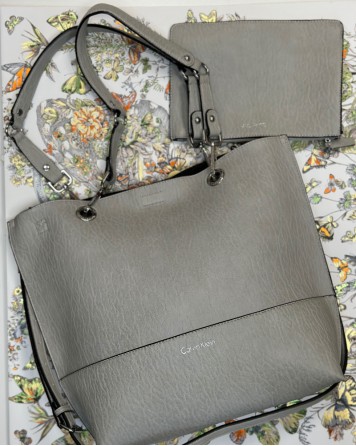 Kabelka dámská Calvin Klein Sonoma s pouzdrem šedá